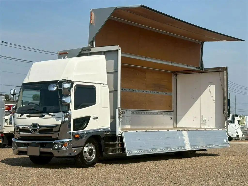 日野 レンジャー 中型/増トン ウイング エアサス ベッドの中古トラック画像5