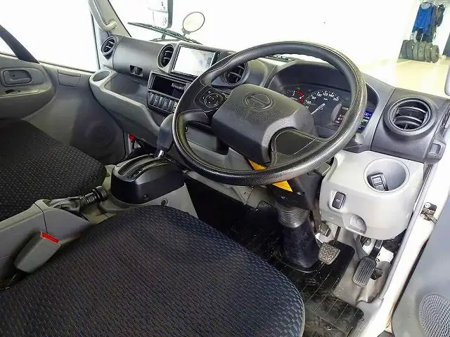 日野 デュトロ 小型 平ボディ 2RG-XZC605M R5の中古トラック画像9