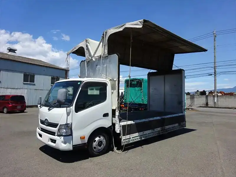 トヨタ ダイナ 小型 ウイング 幌ウイング TKG-XZU710の中古トラック画像5