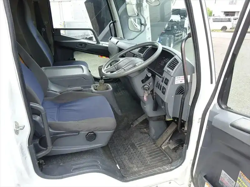 三菱 ファイター 中型/増トン 平ボディ ベッド TKG-FK61Fの中古トラック画像11