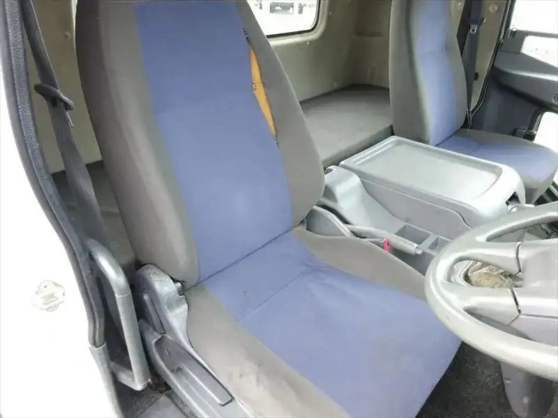 三菱 ファイター 中型/増トン 平ボディ ベッド TKG-FK61Fの中古トラック画像10