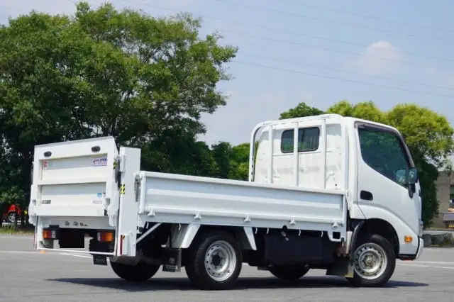 トヨタ ダイナ 小型 平ボディ 床鉄板 QDF-KDY221の中古トラック画像3