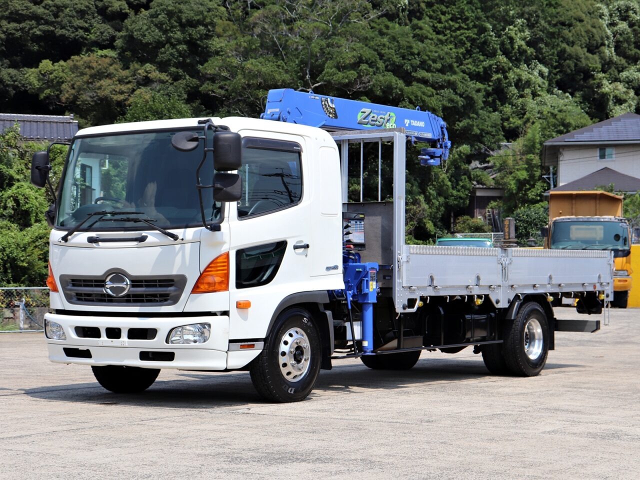 三菱 ファイター 中型/増トン クレーン付 パワーゲート 床鉄板 の中古トラック【車両No.195946】