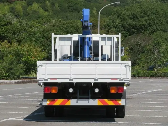 いすゞ フォワード 中型/増トン クレーン付 床鉄板 4段の中古トラック画像4