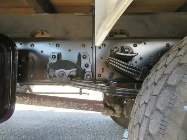 いすゞ フォワード 中型/増トン クレーン付 床鉄板 4段の中古トラック画像18