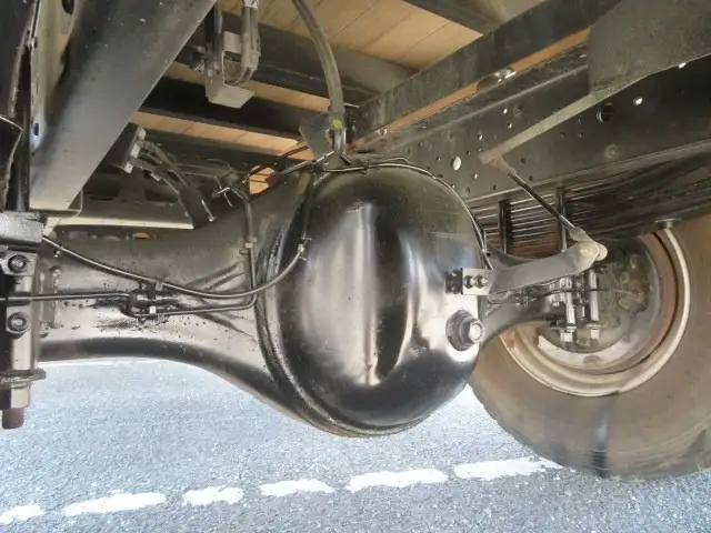 いすゞ フォワード 中型/増トン クレーン付 床鉄板 4段の中古トラック画像像17