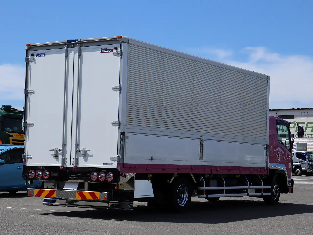 日産UD コンドル 中型/増トン ウイング エアサス ベッドの中古トラック画像2