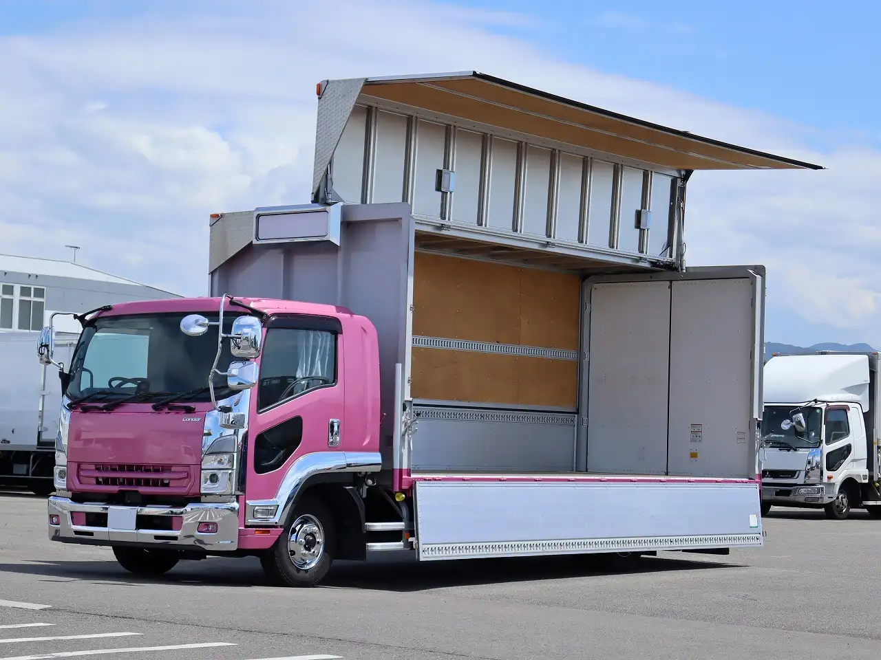 日産UD コンドル 中型/増トン ウイング エアサス ベッドの中古トラック画像3