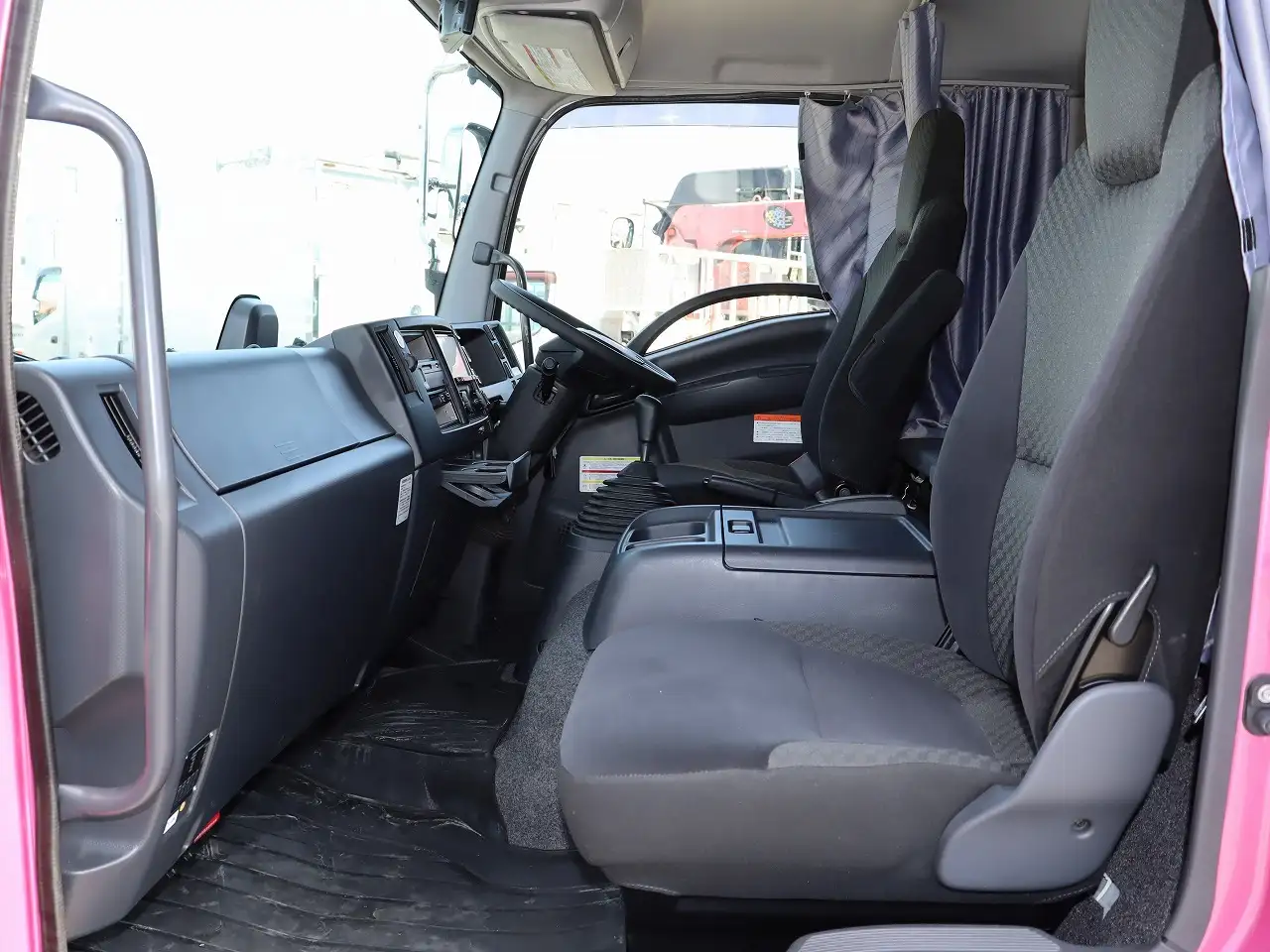 日産UD コンドル 中型/増トン ウイング エアサス ベッドの中古トラック画像9