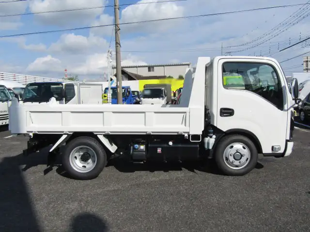 マツダ タイタン 小型 ダンプ 2RG-LKR88AT R7の中古トラック画像2