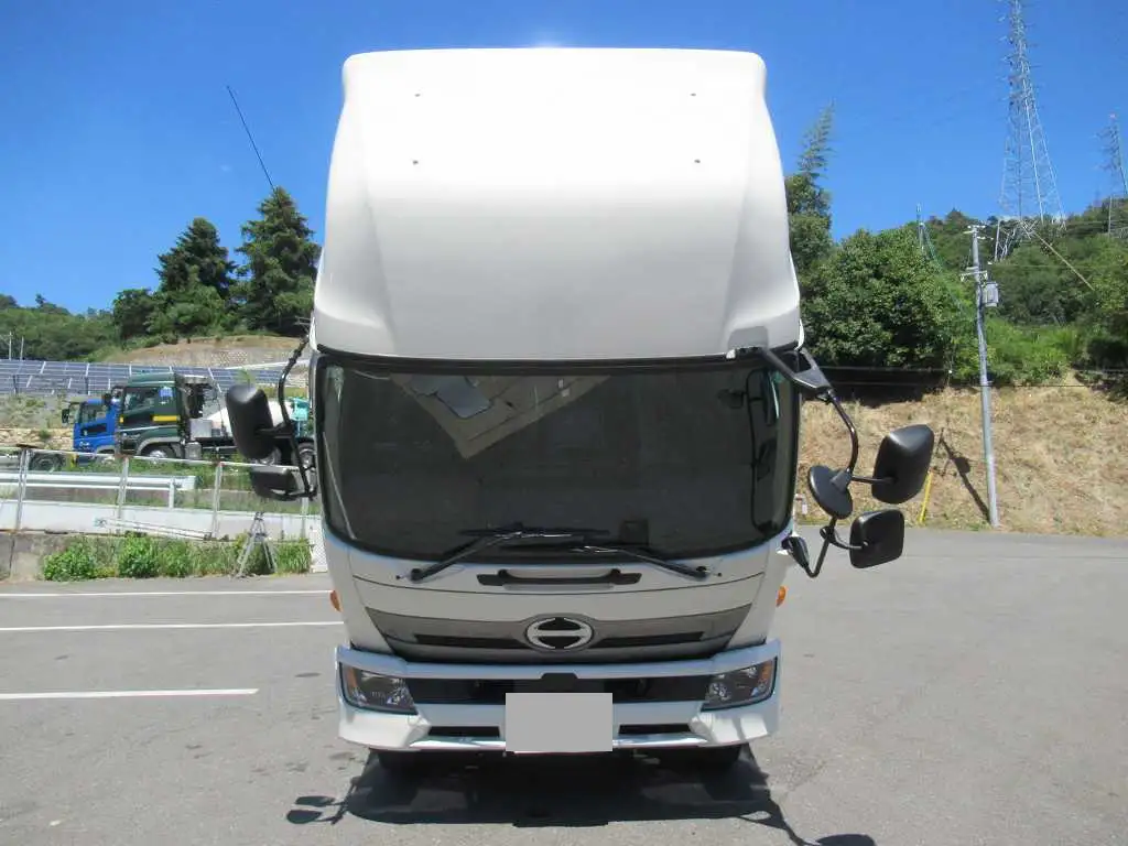 日野 レンジャー 中型/増トン ウイング エアサス ベッドの中古トラック画像9