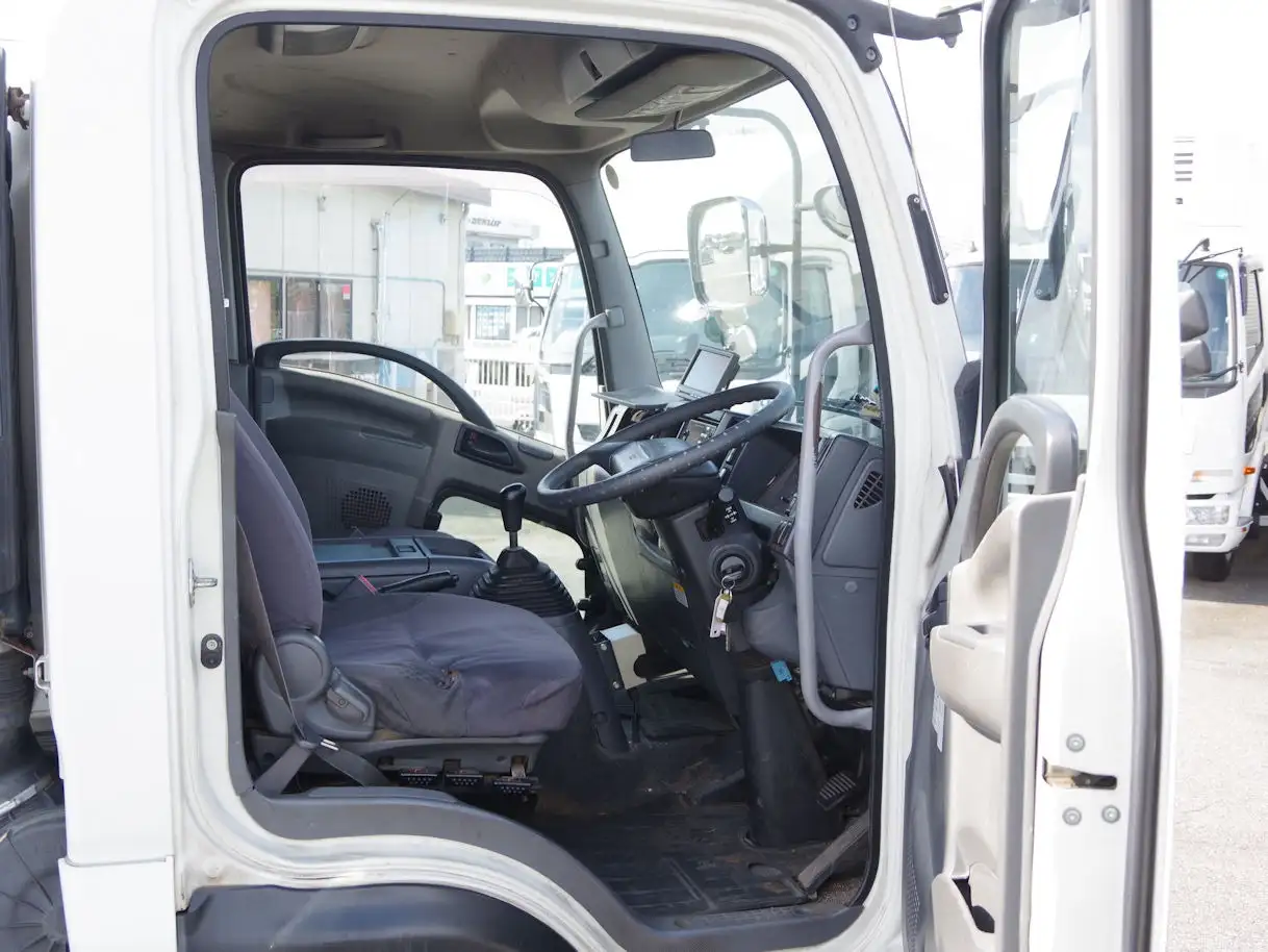 いすゞ フォワード 中型/増トン パッカー車 プレス式 PKG-FRR90S2の中古トラック画像11