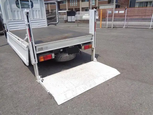 日産 アトラス 小型 平ボディ パワーゲート CBF-SQ2F24の中古トラック画像8