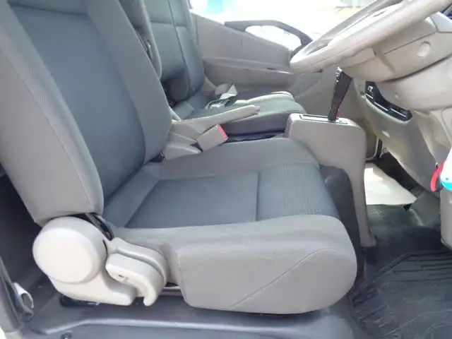 日産 アトラス 小型 平ボディ パワーゲート CBF-SQ2F24の中古トラック画像11