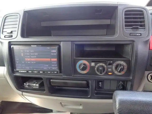 日産 アトラス 小型 平ボディ パワーゲート CBF-SQ2F24の中古トラック画像15