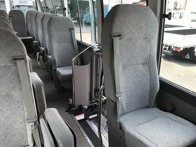 トヨタ コースター 小型 バス マイクロバス SKG-XZB50の中古トラック画像13
