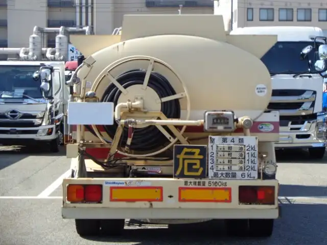 日野 レンジャー 中型/増トン タンク車 ローリー BDG-FJ7JHWAの中古トラック画像5
