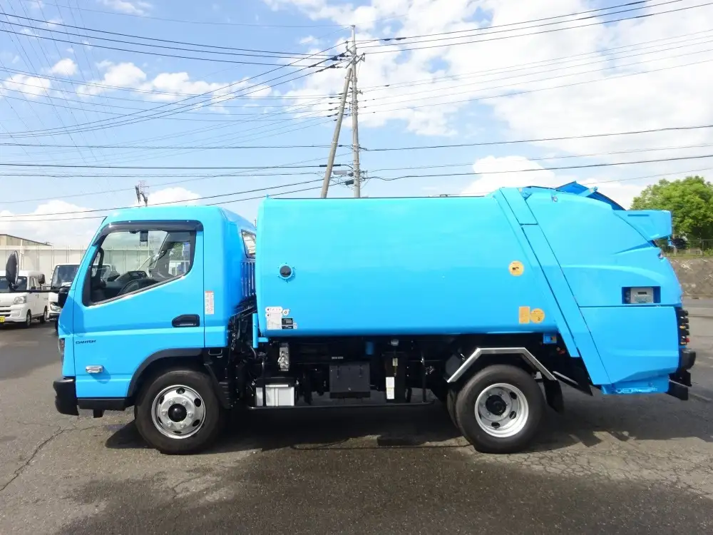 三菱 キャンター 小型 パッカー車 巻き込み式 回転ダンプ式の中古トラック画像4