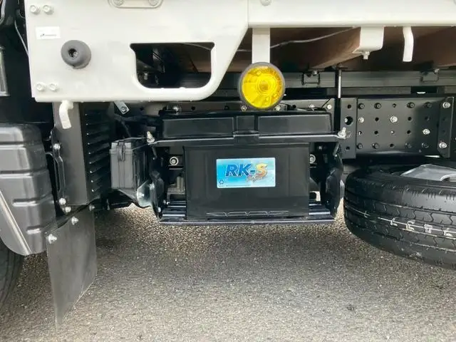 三菱 キャンター 小型 平ボディ  H28の中古トラック画像14