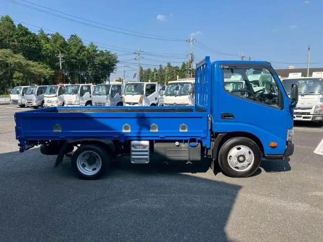 トヨタ ダイナ 小型 平ボディ  H31/R1の中古トラック画像2
