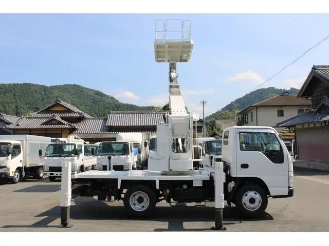 いすゞ エルフ 小型 高所・建柱車 高所作業車 の中古トラック画像4