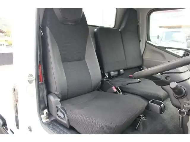 三菱 キャンター 小型 平ボディ  H30の中古トラック画像7