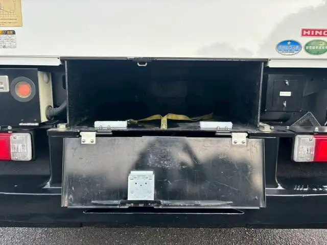 日野 デュトロ 小型 高所・建柱車 高所作業車 電工仕様の中古トラック画像8