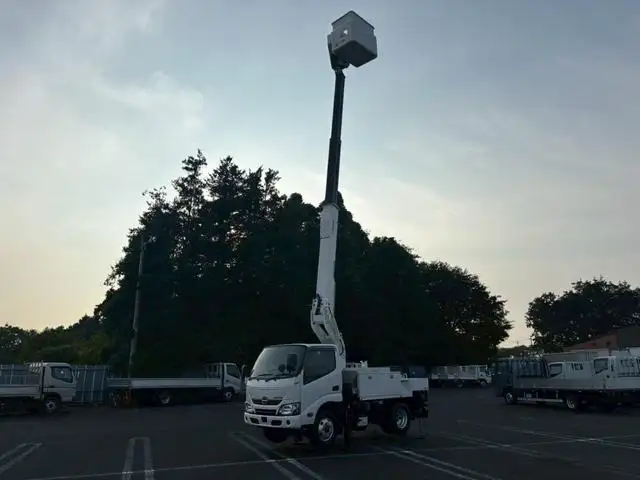 日野 デュトロ 小型 高所・建柱車 高所作業車 電工仕様の中古トラック画像4