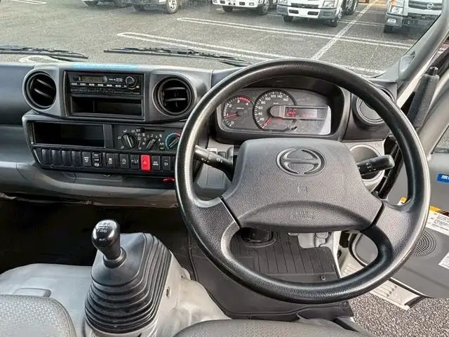 日野 デュトロ 小型 高所・建柱車 高所作業車 電工仕様の中古トラック画像14
