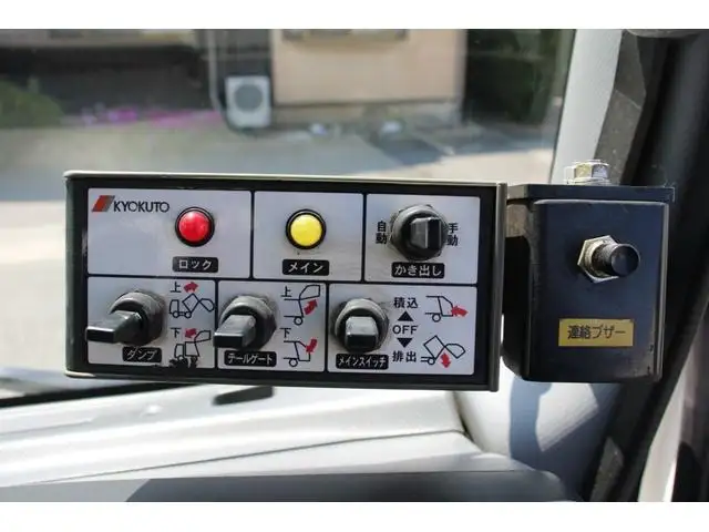 いすゞ エルフ 小型 パッカー車 巻き込み式 回転ダンプ式の中古トラック画像13