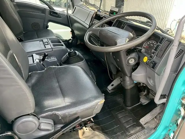 いすゞ フォワード 中型/増トン ミキサー・ポンプ ベッド QDG-FVZ34U2の中古トラック画像11