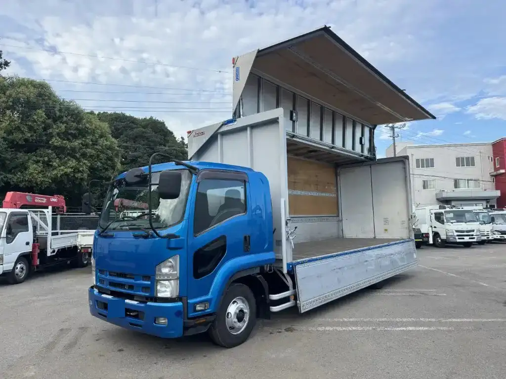 いすゞ フォワード 中型/増トン ウイング ベッド TKG-FRR90S2の中古トラック画像5
