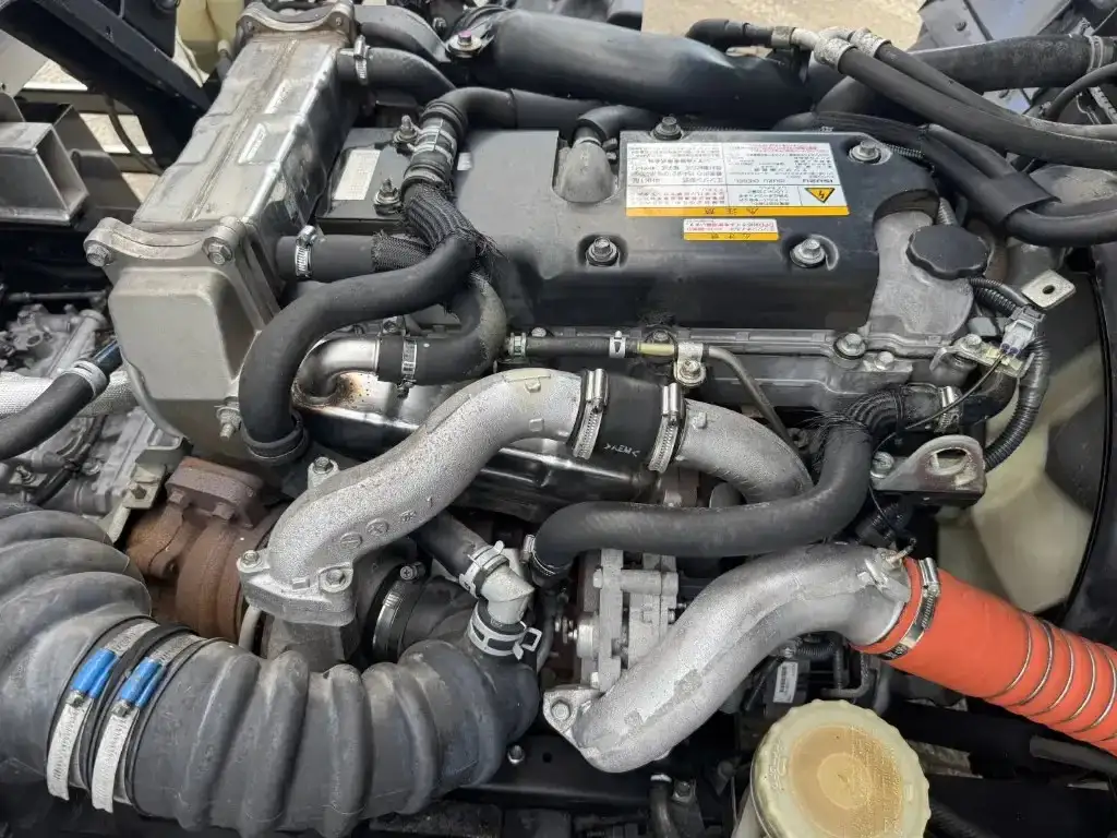 いすゞ フォワード 中型/増トン ウイング ベッド TKG-FRR90S2の中古トラック画像19