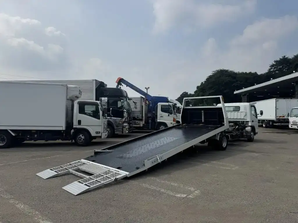 三菱 キャンター 小型 車両重機運搬 ラジコン ウインチの中古トラック画像5