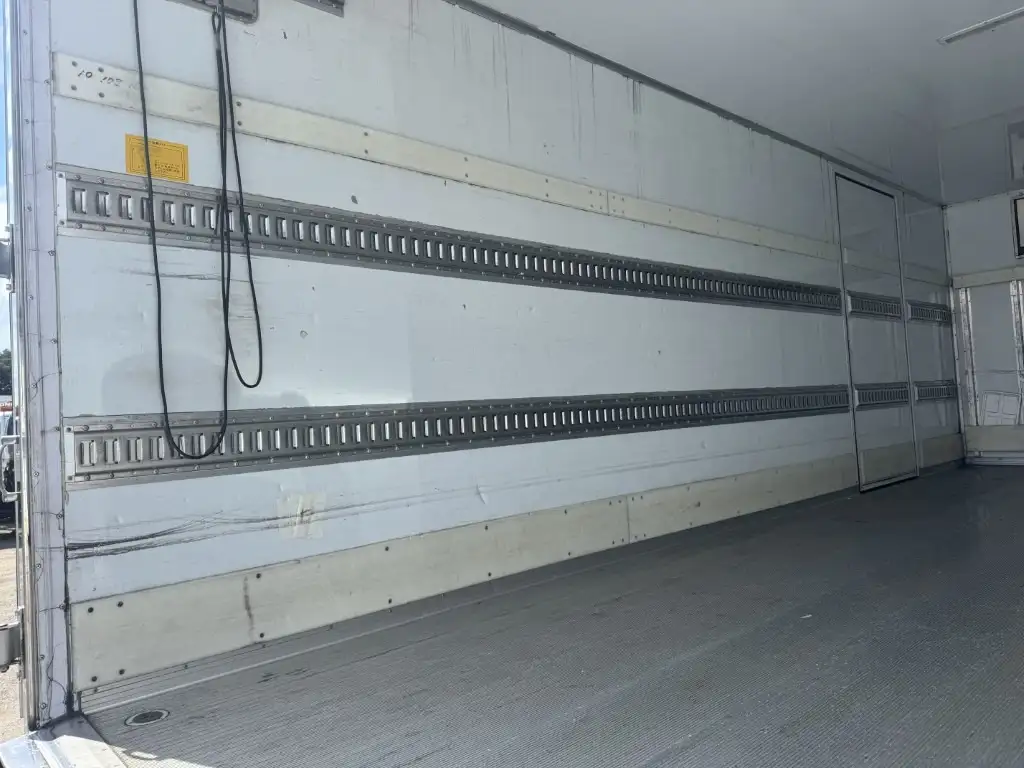 日野 レンジャー 中型/増トン 冷凍冷蔵 低温 パワーゲートの中古トラック画像11