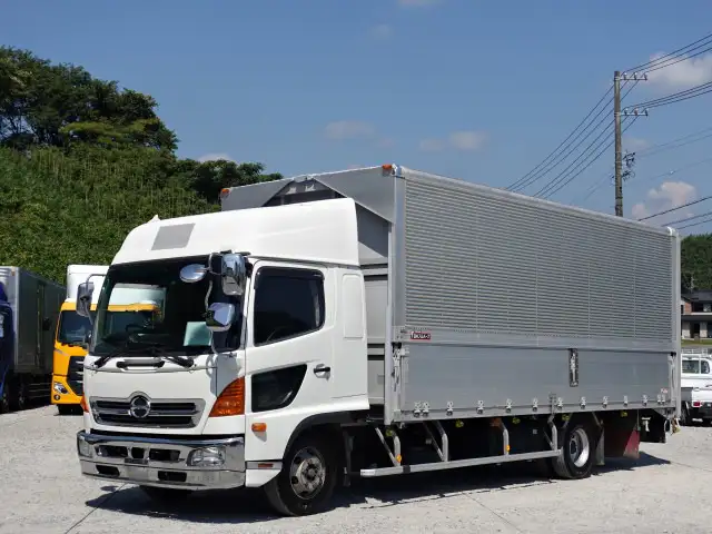 日野 レンジャー 中型/増トン ウイング パワーゲート エアサスの中古トラック画像1
