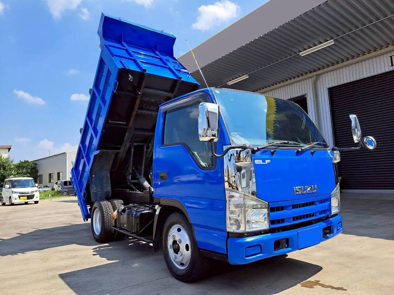 いすゞ エルフ 小型 ダンプ 土砂禁 BDG-NKR85ANの中古トラック画像3