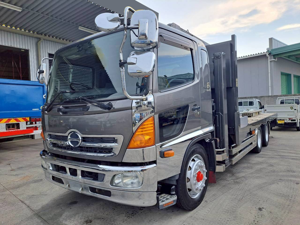 いすゞ ギガ 大型 車両重機運搬 ラジコン ウインチ の中古トラック【車両No.155282】