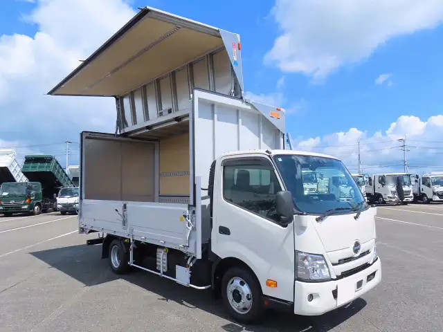 日野 デュトロ 小型 ウイング 2KG-XZU712M R7の中古トラック画像3