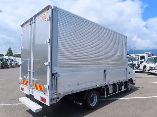 日野 デュトロ 小型 ウイング 2KG-XZU712M R7の中古トラック画像4