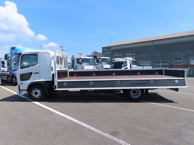 日野 レンジャー 中型/増トン 平ボディ 床鉄板 ベッドの中古トラック画像7