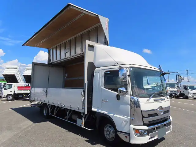 日野 レンジャー 中型/増トン ウイング パワーゲート ベッドの中古トラック画像3