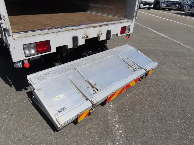 日野 レンジャー 中型/増トン ウイング パワーゲート ベッドの中古トラック画像10