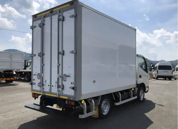 トヨタ ダイナ 小型 冷凍冷蔵 保冷 LDF-KDY281の中古トラック画像4