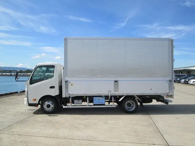 日野 デュトロ 小型 ウイング 2KG-XZU712M R6の中古トラック画像3