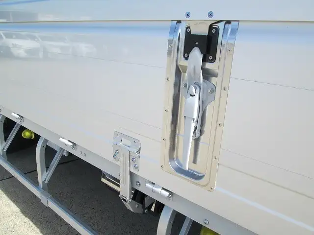 日野 デュトロ 小型 ウイング 2KG-XZU712M R6の中古トラック画像11