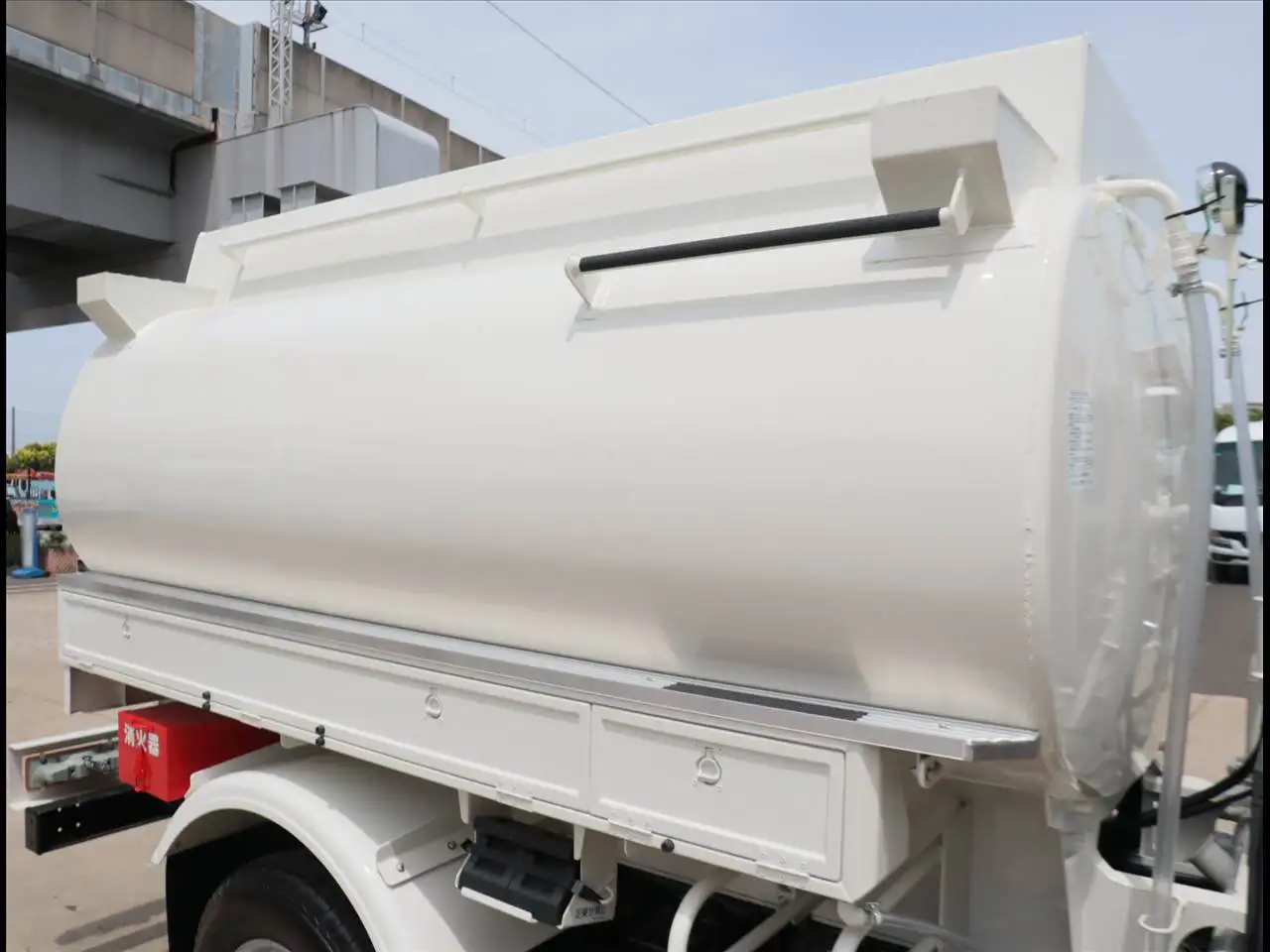日野 デュトロ 小型 タンク車 ローリー 2DG-XZU685Mの中古トラック画像5