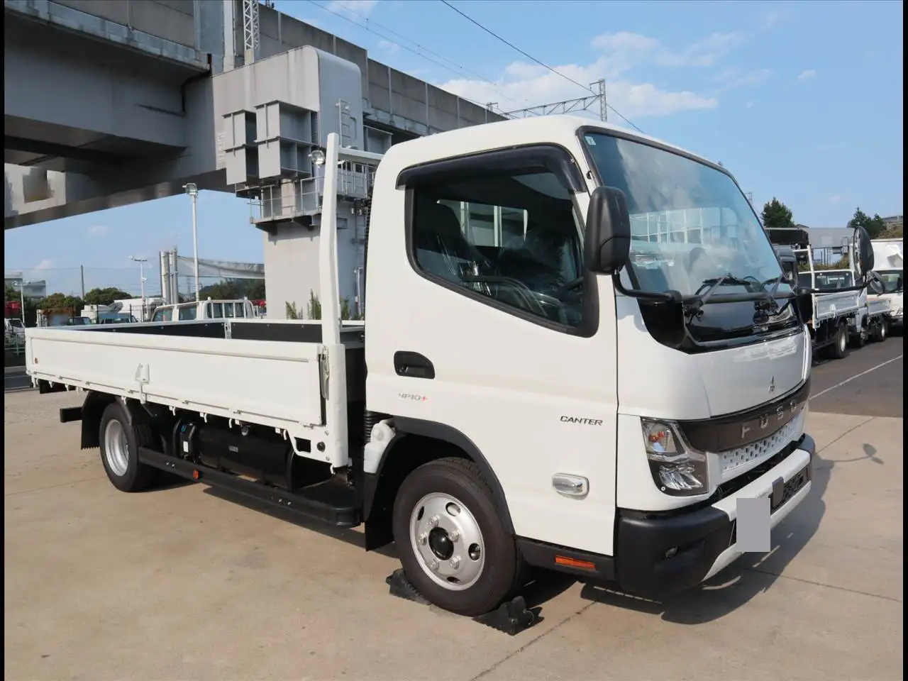 三菱 キャンター 小型 平ボディ 2RG-FEB50 R6の中古トラック画像2