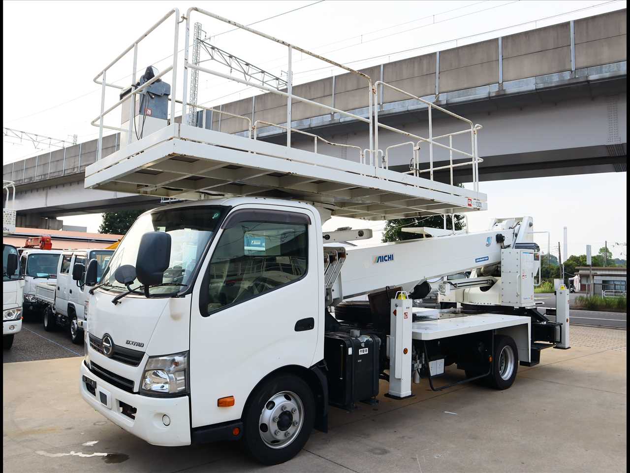 日野 デュトロ 小型 高所・建柱車 高所作業車 2PG-XZU712M の中古トラック【車両No.195785】