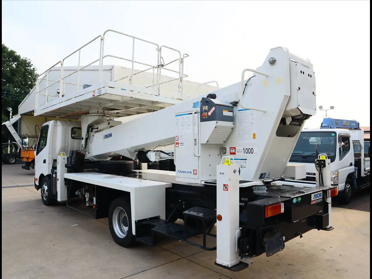 日野 デュトロ 小型 高所・建柱車 高所作業車 2KG-XZU720Mの中古トラック画像4
